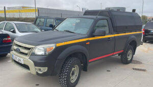 Una decena de empresarios de la provincia de Guadalajara donan una pick up al municipio de Aldaia