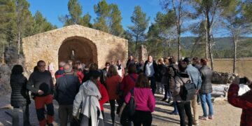 Más de medio centenar de personas se citan para recorrer la Ruta del Románico de Cuenca