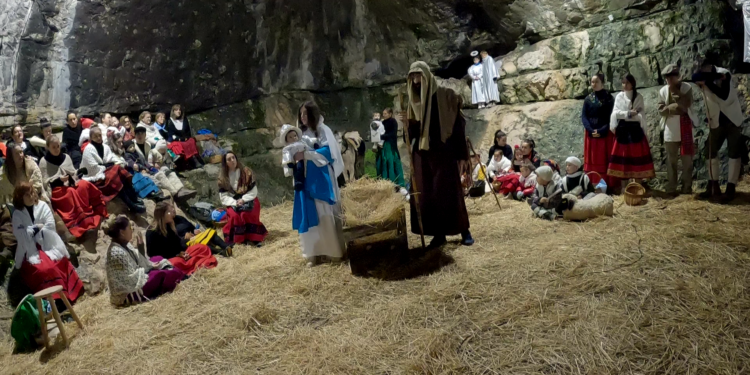 El DOCM publica la Resolución para declarar BIC, Bien Inmaterial, el Belén Viviente de Vega del Codorno 1 vlcsnap 00096