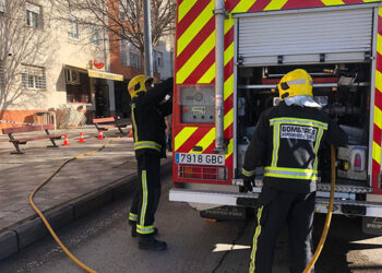 Trasladado al Hospital de Cuenca un hombre intoxicado por humo tras un incencio en una churrería de la Avenida de los Alfares