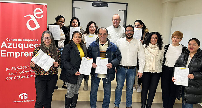 Catorce personas mejoran su cualificación profesional en el curso "Organización y gestión de almacenes" celebrado en Azuqueca 1 Catorce personas mejoran su cualificación profesional en el curso Organización y gestión de almacenes celebrado en Azuqueca