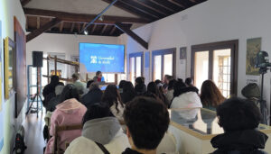 El Ayuntamiento de Brihuega, junto con la Universidad de Alcalá y el Observatorio contra la Despoblación, han organizado unas jornadas sobre el “Turismo sostenible en el mundo rural”