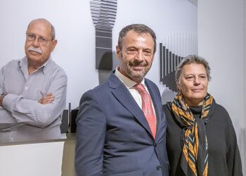 El Ayuntamiento de Guadalajara firma el convenio para asegurar y ampliar la obra de Francisco Sobrino en su museo 10 El Ayuntamiento de Guadalajara firma el convenio para asegurar y ampliar la obra de Francisco Sobrino en su museo
