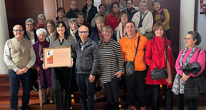 El proyecto Bubisher ya ha recibido la recaudación del mercadillo de libros de Azuqueca