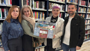 Entregadas las Cestas Literarias de Cabanillas de la pasada Navidad