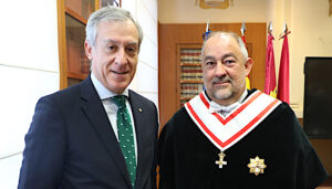 Eurocaja Rural felicita al rector de la UCLM en su acto de investidura