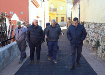 Fuentelencina recibirá 89.282 euros de la Diputación de Guadalajara para pavimentar su Plaza Mayor y calle de la Iglesia