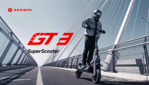 GT3 E,D_Lifestyle picture_ KV with red bold title