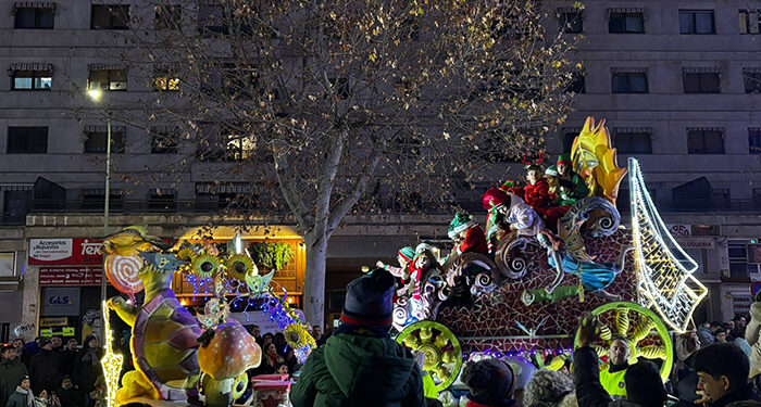 La Cabalgata de Reyes llena de magia e ilusión las calles de Cuenca