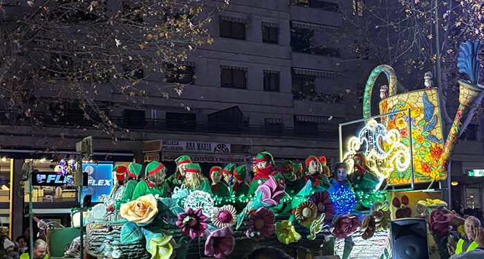 La Cabalgata de Reyes llena de magia e ilusión las calles de Cuenca