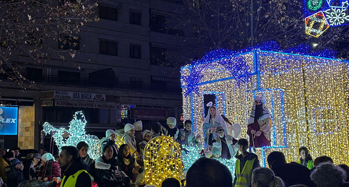 La Cabalgata de Reyes llena de magia e ilusión las calles de Cuenca