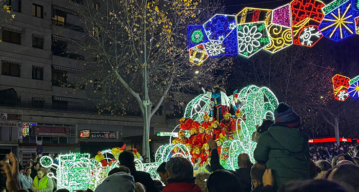La Cabalgata de Reyes llena de magia e ilusión las calles de Cuenca