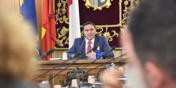 La Diputación de Cuenca aprueba otro presupuesto récord que aumenta un 4% hasta llegar a los 121 millones de euros en 2025