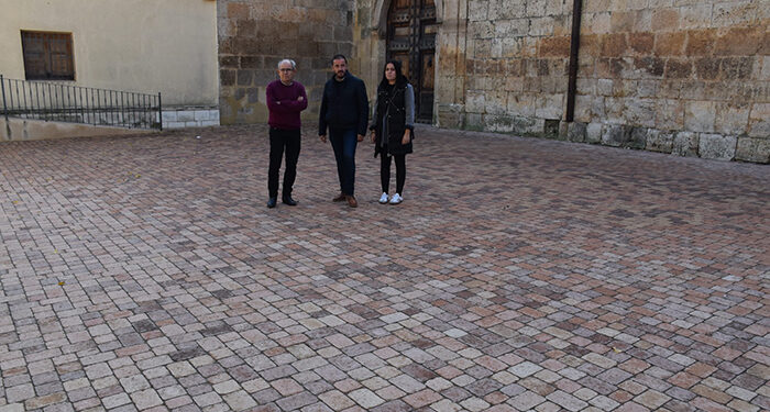 La Diputación de Cuenca invierte 50.000 euros en la rehabilitación del patio exterior de la iglesia de Iniesta 1 La Diputación de Cuenca invierte 50.000 euros en la rehabilitación del patio exterior de la iglesia de Iniesta