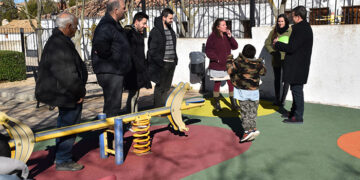 La Diputación de Cuenca invierte 6.800 euros en mejorar el equipamiento deportivo del colegio de Castillo de Garcimuñoz