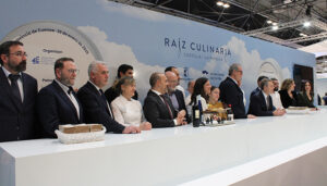 La Federación de Turismo y Hostelería de Guadalajara participa en la inauguración de FITUR 2025