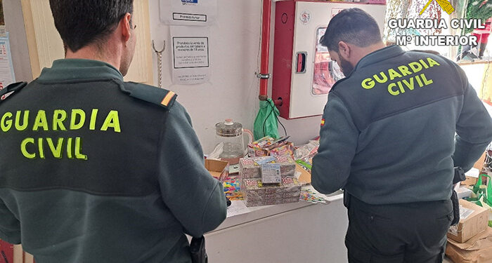 La Guardia Civil de Cuenca ha intervenido más de 23.000 artículos pirotécnicos durante la campaña de Navidad