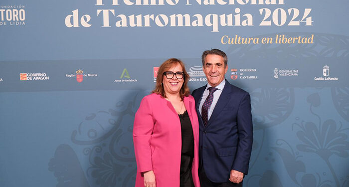 La Junta ensalza el papel de la tauromaquia y la define como “un motor de desarrollo económico para Castilla-La Mancha” 1 La Junta ensalza el papel de la tauromaquia y la define como “un motor de desarrollo económico para Castilla-La Mancha”