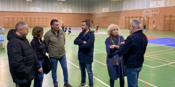 La Junta impulsa el convenio entre el IES Brianda de Mendoza y el Club Deportivo Ciudad de Guadalajara para garantizar los entrenamientos del Fútbol Sala base