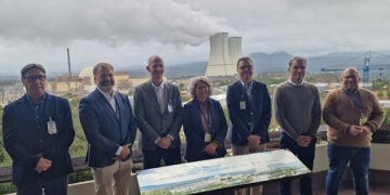 La Junta pide desde Trillo al Gobierno central las redes de distribución y transporte necesarias para poder seguir avanzando en su autonomía energética