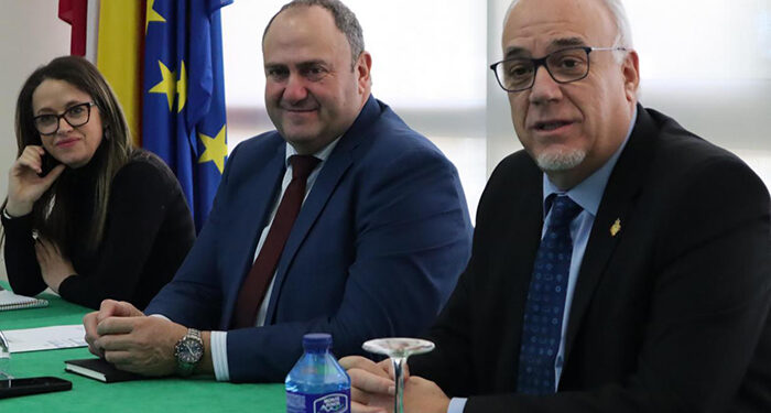 La Junta publica este viernes la orden que regula la solicitud unificada de la PAC y a mitad de febrero se publicará la de la reestructuración del viñedo 1 La Junta publica este viernes la orden que regula la solicitud unificada de la PAC y a mitad de febrero se publicará la de la reestructuración del viñedo