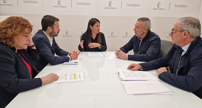 La Junta y el Ayuntamiento de Pioz trabajan para la puesta en marcha de un nuevo servicio de atención temprana en el municipio 1 La Junta y el Ayuntamiento de Pioz trabajan para la puesta en marcha de un nuevo servicio de atención temprana en el municipio