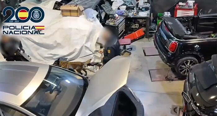 La Policía Nacional desarticula una organización criminal dedicada a las estafas online y al tráfico ilícito de vehículos y que operaba desde Guadalajara 1 La Policía Nacional desarticula una organización criminal dedicada a las estafas online y al tráfico ilícito de vehículos y que operaba desde Guadalajara