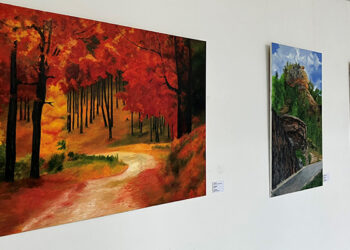 La sala de exposiciones ‘Iberia’ inaugura el calendario de 2025 con una exposición del pintor Félix Benito dedicada al paisaje conquense