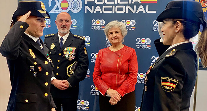 La subdelegada del Gobierno en Cuenca felicita a la Policía Nacional por su “profesionalidad y diligencia” con motivo de su aniversario 1 La subdelegada del Gobierno en Cuenca felicita a la Policía Nacional por su “profesionalidad y diligencia” con motivo de su aniversario