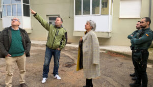 La subdelegada del Gobierno en Cuenca visita los cuarteles de la Guardia Civil en Montalbo y Saelices