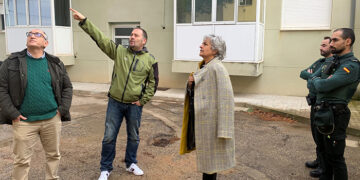 La subdelegada del Gobierno en Cuenca visita los cuarteles de la Guardia Civil en Montalbo y Saelices