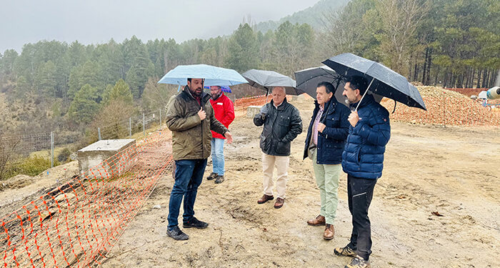 Las obras de recuperación de la barrera tobácea de Uña están ejecutadas al 70 por ciento