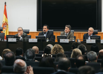 López Maraver lidera el I Congreso Nacional del Lobo en el que VOX acuerda siete medidas para defender a los ganaderos