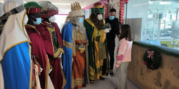 Los Reyes Magos visitan el Hospital de Guadalajara