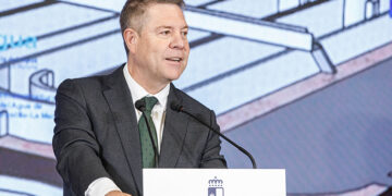 Page cifra en 100 millones de euros el montante “cercenado” a la región por el “bloqueo” y “espectáculo terrorífico” de la política nacional