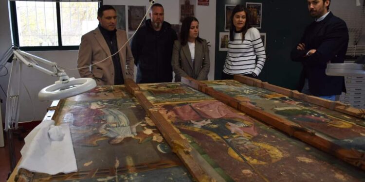 La Diputación de Cuenca rehabilita el retablo de la Cátedra de San Pedro ubicada en la Colegiata de Belmonte 1 La Diputación de Cuenca rehabilita el retablo de la Cátedra de San Pedro ubicada en la Colegiata de Belmonte
