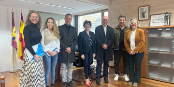 ANPE y UGT firman la reducción a 23 y 18 horas lectivas para maestros y enseñanzas medias