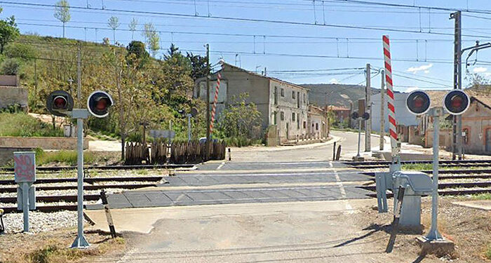 Adif adjudica por 6,5 millones de euros la renovación y mejora de 13 pasos a nivel en la provincia de Guadalajara