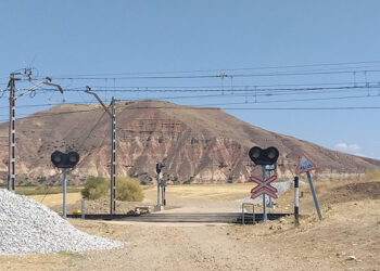 Adif licita las obras de supresión de dos pasos a nivel en Humanes por 8,1 millones de euros