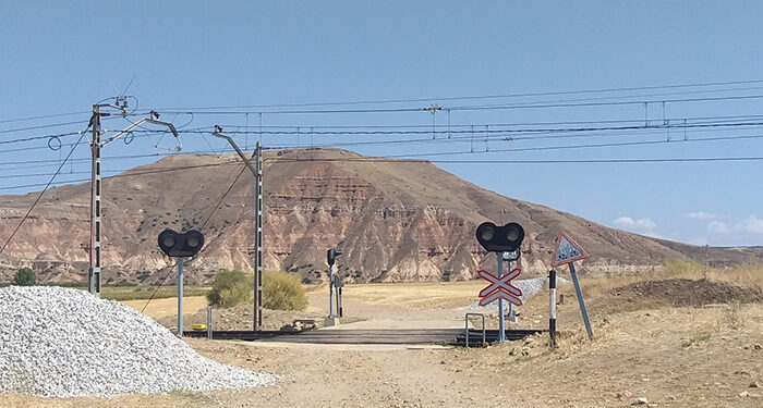 Adif licita las obras de supresión de dos pasos a nivel en Humanes por 8,1 millones de euros