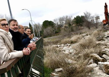 Arrancan las obras de los aparcamientos del Plan XCuenca en los terrenos de Adif de la capital que estarán listos en verano
