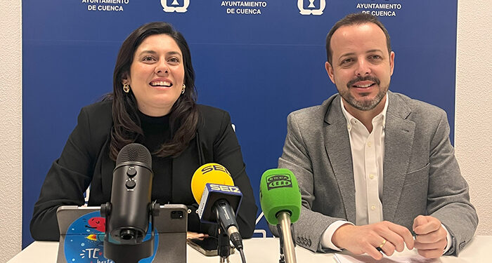 Bea Jiménez exige información sobre la Zona de Bajas Emisiones 1 Bea Jiménez y Juan Guadalajara