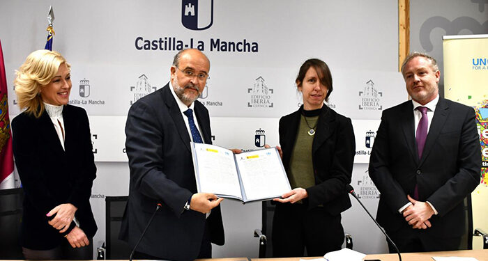 Castilla-La Mancha y ONU-Habitat colaborarán para promover el desarrollo urbano y territorial en las zonas despobladas de la región 1 Castilla-La Mancha y ONU-Habitat colaborarán para promover el desarrollo urbano y territorial en las zonas despobladas de la región