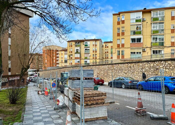 El Ayuntamiento de Cuenca avanza con el Plan de Mantenimiento Urbano con el arreglo de baldosado en Eras del Tío Cañamón