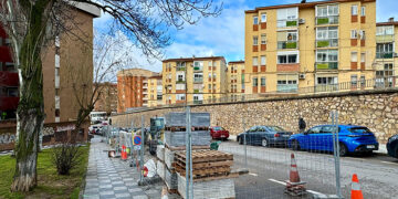 El Ayuntamiento de Cuenca avanza con el Plan de Mantenimiento Urbano con el arreglo de baldosado en Eras del Tío Cañamón