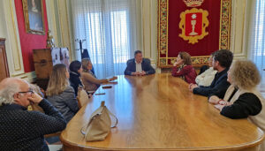 El Ayuntamiento de Cuenca recibe el Sello SIE “por su compromiso con la excelencia turística”