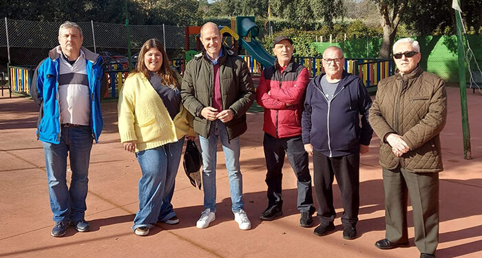 El Ayuntamiento seguirá ampliando en 2025 su línea de ayudas para las tres urbanizaciones de Pareja 1 El Ayuntamiento seguirá ampliando en 2025 su línea de ayudas para las tres urbanizaciones de Pareja