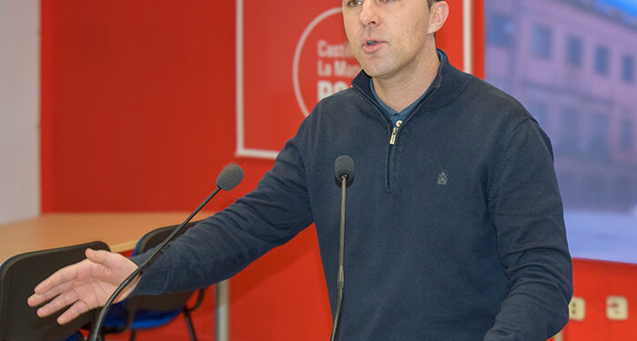 El PSOE denuncia que Guarinos “miente y crea un bulo” sobre el canon del agua “para tapar su expolio en los bolsillos de los vecinos y vecinas” 1 El PSOE denuncia que Guarinos “miente y crea un bulo” sobre el canon del agua “para tapar su expolio en los bolsillos de los vecinos y vecinas”