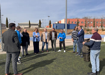 Histórico acuerdo entre el CD Adiss Villanueva de la Torre y CD Alavés para impulsar el fútbol base en Villanueva de la Torre