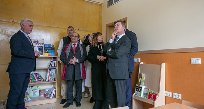 Inaugurada la nueva escuela de Escariche